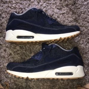 Nike Air Max 90 Special Edition